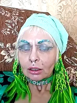 Snapshot of Gardener_of_Illusions chatting on 03/17/25, 12:57 Gardener of Illusions online show from 03/17/25, 12:57