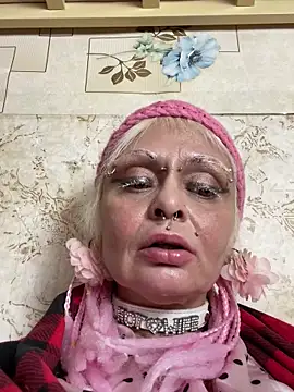 Snapshot of Gardener_of_Illusions chatting on 03/17/25, 09:45 Gardener of Illusions online show from 03/17/25, 09:45