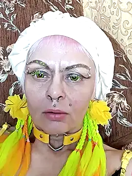 Snapshot of Gardener_of_Illusions chatting on 03/22/25, 09:45 Gardener of Illusions online show from 03/22/25, 09:45