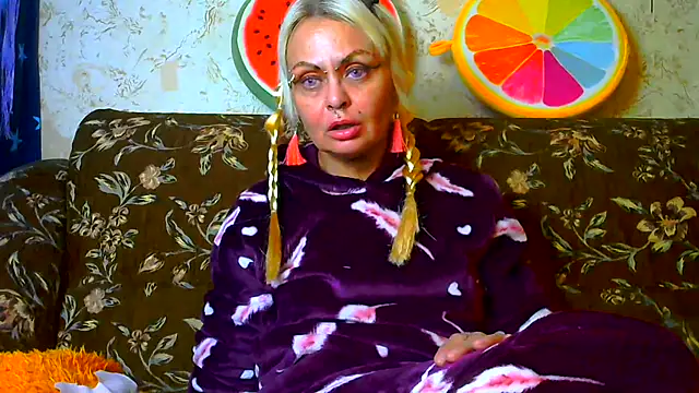 Snapshot of Gardener_of_Illusions chatting on 09/20/25, 03:57 Gardener of Illusions online show from 09/20/25, 03:57