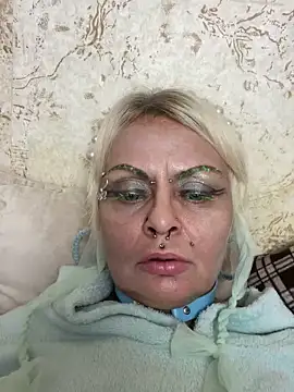 Snapshot of Gardener_of_Illusions chatting on 09/27/25, 12:04 Gardener of Illusions online show from 09/27/25, 12:04