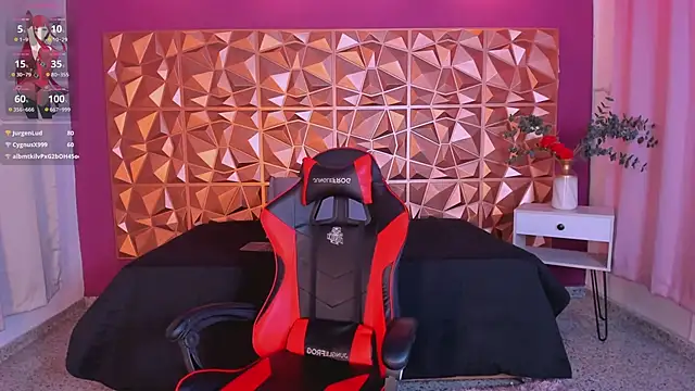 Snapshot of keendaall chatting on 01/11/25, 08:21 keendaall online show from 01/11/25, 08:21