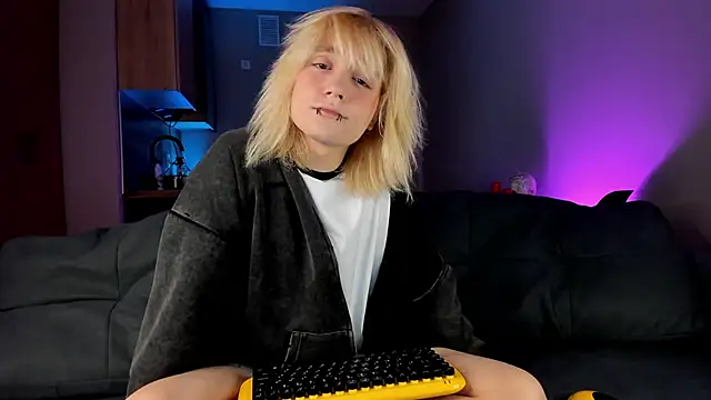 Snapshot of Gregory_Byyrd chatting on 01/20/25, 08:29 Gregory Byyrd online show from 01/20/25, 08:29