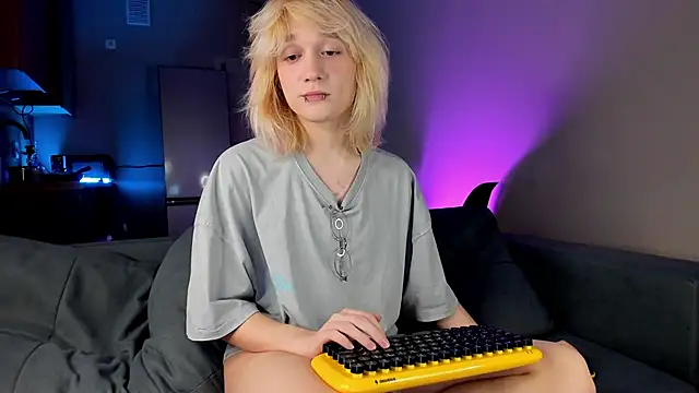 Snapshot of Gregory_Byyrd chatting on 01/23/25, 07:18 Gregory Byyrd online show from 01/23/25, 07:18