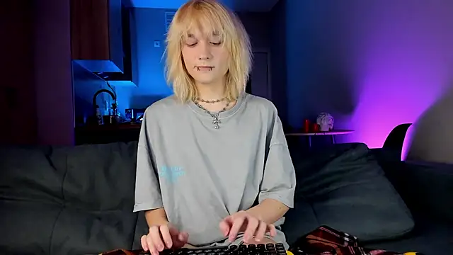 Snapshot of Gregory_Byyrd chatting on 01/25/25, 07:18 Gregory Byyrd online show from 01/25/25, 07:18