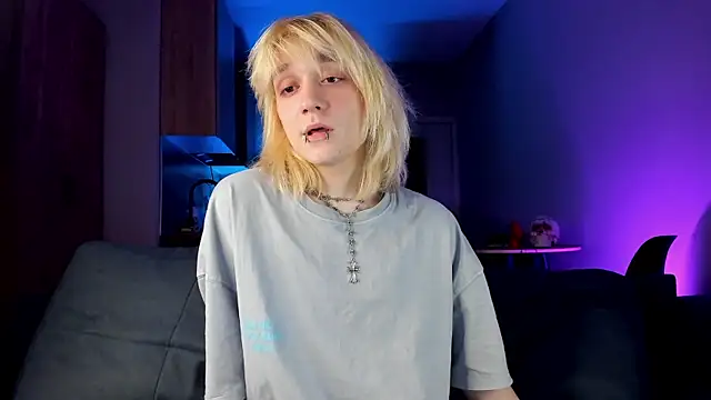 Snapshot of Gregory_Byyrd chatting on 02/08/25, 10:29 Gregory Byyrd online show from 02/08/25, 10:29