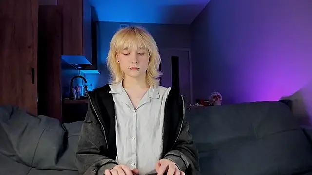 Snapshot of Gregory_Byyrd chatting on 02/22/25, 07:14 Gregory Byyrd online show from 02/22/25, 07:14