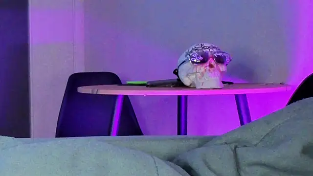 Snapshot of Gregory_Byyrd chatting on 09/21/25, 08:43 Gregory Byyrd online show from 09/21/25, 08:43