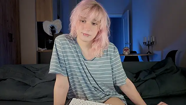 Snapshot of Gregory_Byyrd chatting on 04/04/26, 09:34 Gregory Byyrd online show from 04/04/26, 09:34