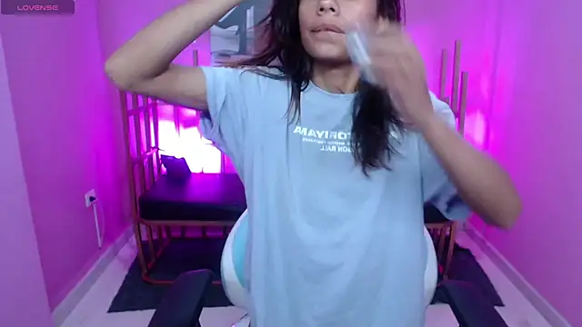 sophia salas online show from 02/10/25, 03:13