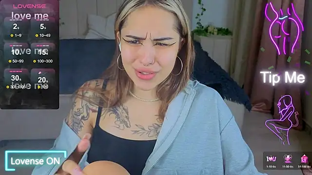 Snapshot of baby__kim chatting on 10/30/25, 05:09 baby kim online show from 10/30/25, 05:09