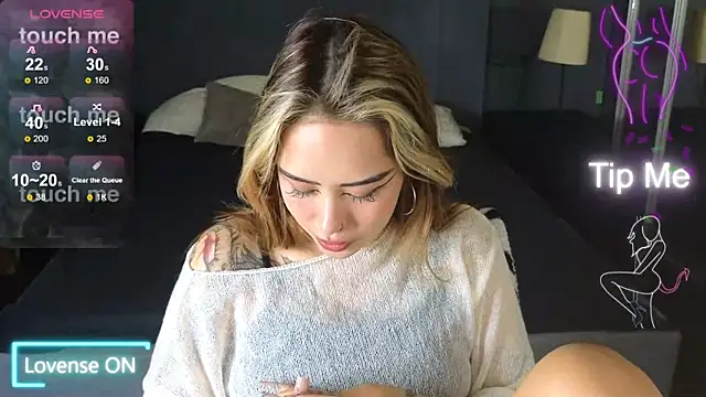 Snapshot of baby__kim chatting on 11/10/25, 10:36 baby kim online show from 11/10/25, 10:36