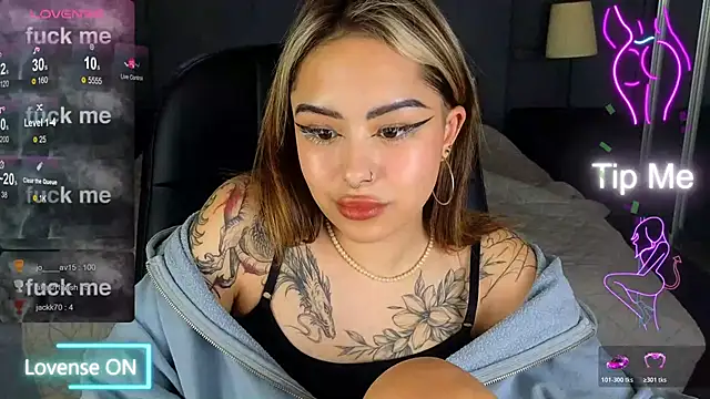 Snapshot of baby__kim chatting on 11/21/25, 08:35 baby kim online show from 11/21/25, 08:35