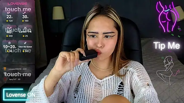 Snapshot of baby__kim chatting on 11/24/25, 08:03 baby kim online show from 11/24/25, 08:03