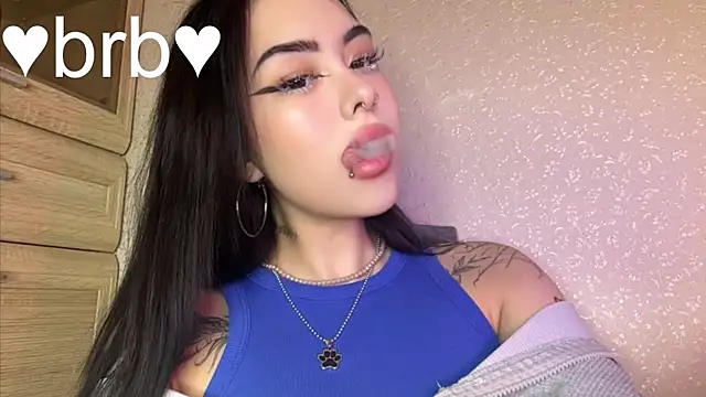 Snapshot of baby__kim chatting on 04/11/26, 08:57 baby kim online show from 04/11/26, 08:57