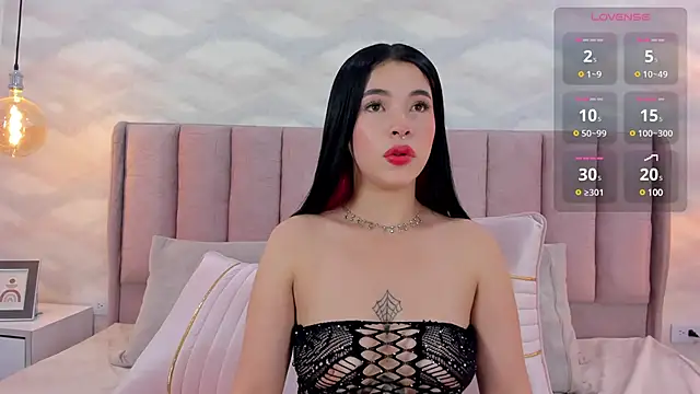 im nika  online show from 01/25/25, 08:53