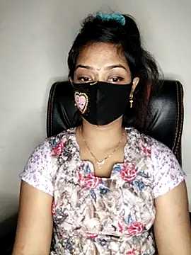 Snapshot of Tapur- chatting on 11/23/25, 05:57 Tapur- online show from 11/23/25, 05:57