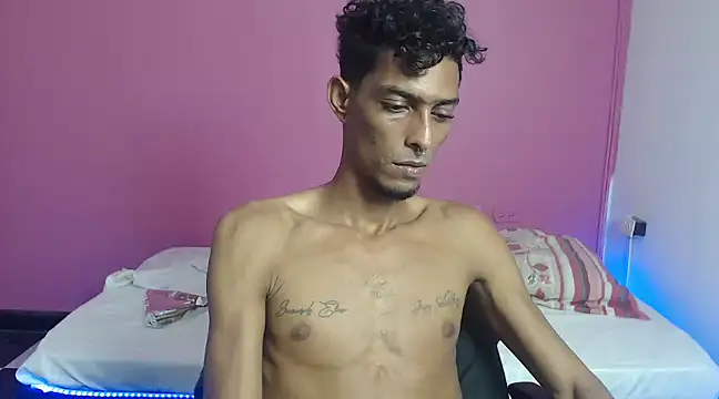 Snapshot of Albertwd420 chatting on 12/21/24, 03:36 Albertwd420 online show from 12/21/24, 03:36