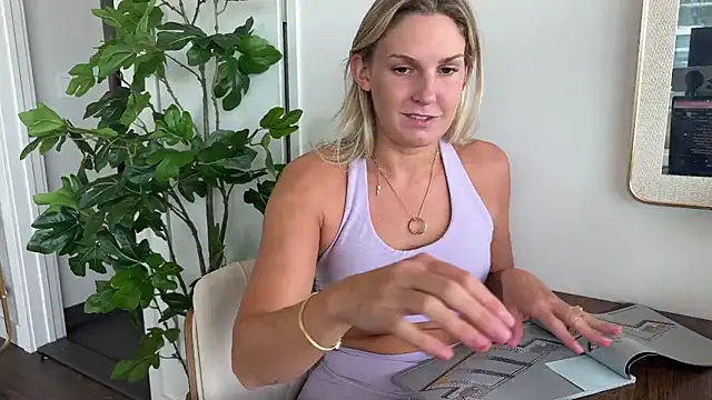 Snapshot of Graciemae_baexx chatting on 09/12/25, 05:13 Graciemae baexx online show from 09/12/25, 05:13