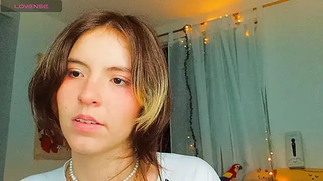 cherrybom969 online show from 02/23/25, 06:39