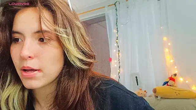 cherrybom969 online show from 03/07/25, 02:23