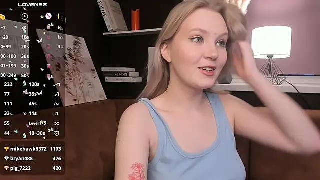 Snapshot of OraBIood chatting on 03/16/25, 03:36 OraBIood online show from 03/16/25, 03:36