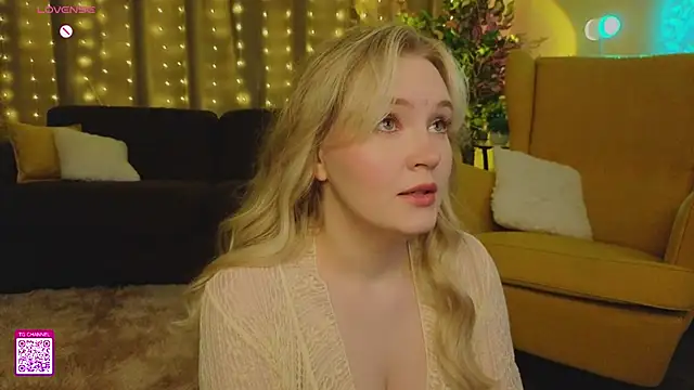 Snapshot of OraBIood chatting on 09/20/25, 07:15 OraBIood online show from 09/20/25, 07:15