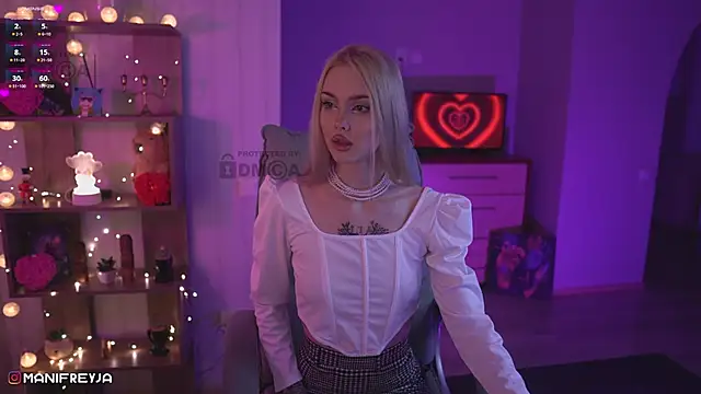 Snapshot of ManiFreyja chatting on 02/12/25, 08:40 ManiFreyja online show from 02/12/25, 08:40