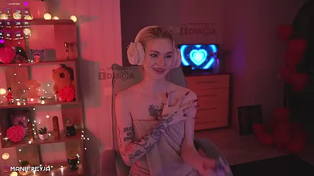 Snapshot of ManiFreyja chatting on 03/04/25, 10:38 ManiFreyja online show from 03/04/25, 10:38