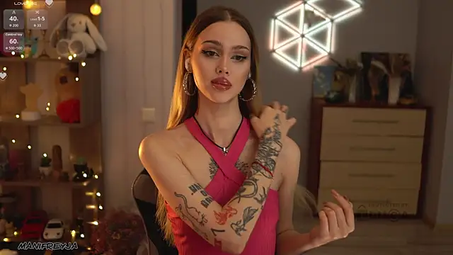 ManiFreyja online show from 10/27/25, 09:52