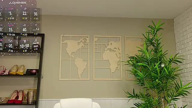 LadyLeea online show from 03/03/26, 05:24