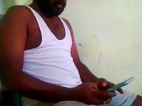 Snapshot of jellydicks chatting on 12/23/24, 04:39 jellydicks online show from 12/23/24, 04:39