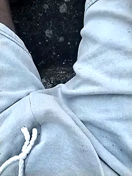 Snapshot of jellydicks chatting on 11/16/25, 10:21 jellydicks online show from 11/16/25, 10:21