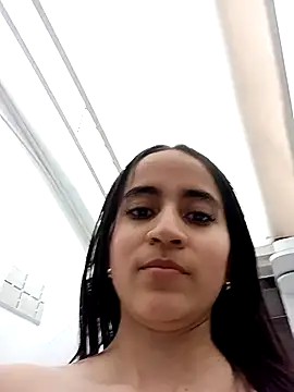 Mia Fischer online show from 11/18/25, 07:07