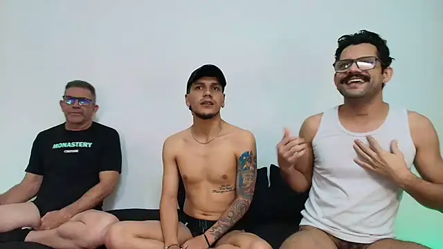 Benjamin show online show from 02/01/26, 01:37