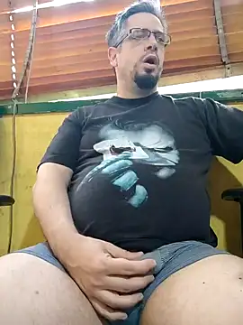 Snapshot of MrBig_2024 chatting on 01/19/25, 10:28 MrBig 2024 online show from 01/19/25, 10:28