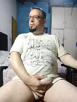 Snapshot of MrBig_2024 chatting on 02/03/25, 02:14 MrBig 2024 online show from 02/03/25, 02:14