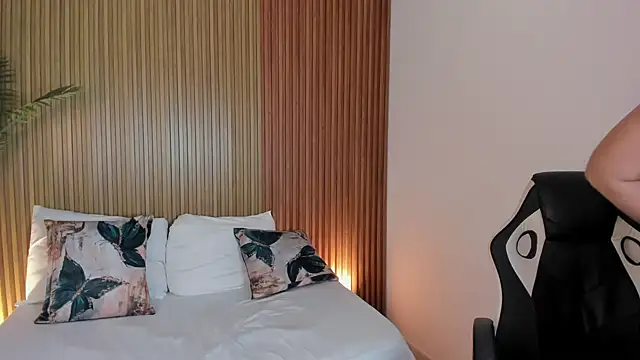 andre soto  online show from 12/23/24, 05:49