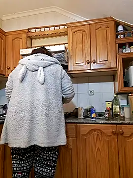 kittymorenita26 online show from 12/09/24, 07:18