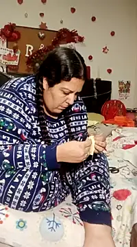 kittymorenita26 online show from 12/16/24, 10:03