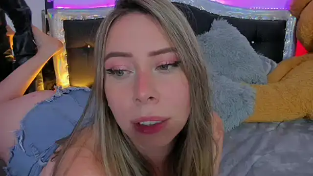 JanneKim online show from 12/26/24, 01:29