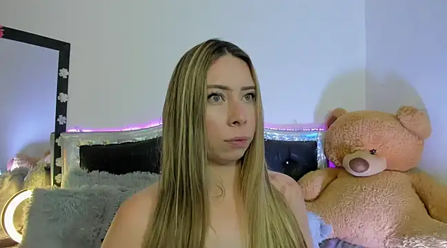 JanneKim online show from 02/21/25, 07:43