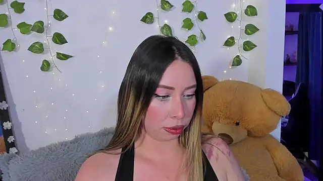 JanneKim online show from 12/05/25, 06:59