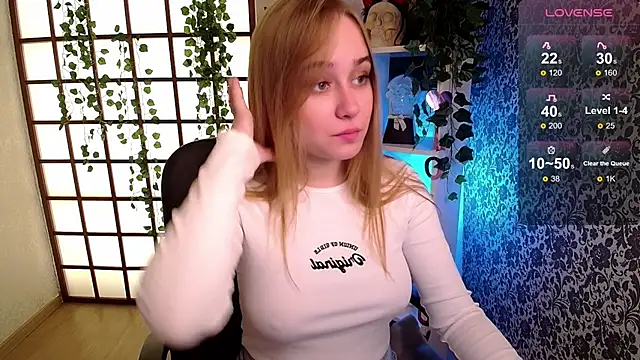 LianaBright online show from 12/03/24, 02:14