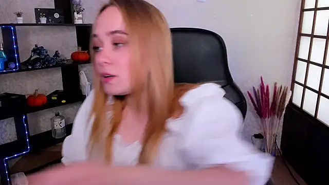 LianaBright online show from 12/04/24, 03:15