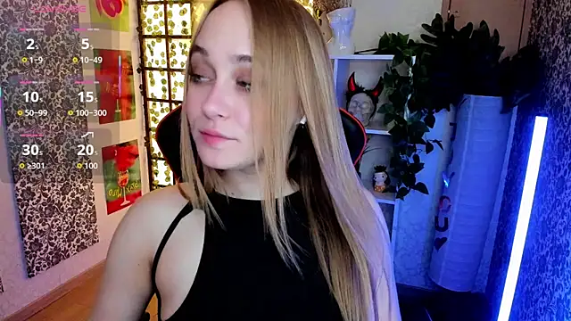 Snapshot of LianaBright chatting on 04/26/26, 03:26 LianaBright online show from 04/26/26, 03:26
