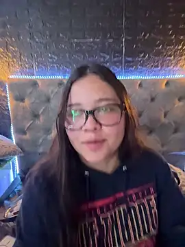 Paloma  LS online show from 10/28/25, 09:06