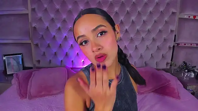 Snapshot of Harii_02 chatting on 03/13/26, 07:20 Harii 02 online show from 03/13/26, 07:20