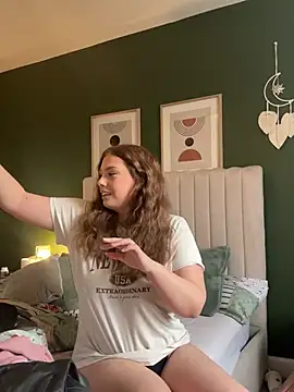 Snapshot of Krystal_Tx chatting on 02/21/25, 02:06 Krystal Tx online show from 02/21/25, 02:06