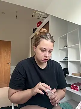 Snapshot of Krystal_Tx chatting on 09/25/25, 07:34 Krystal Tx online show from 09/25/25, 07:34